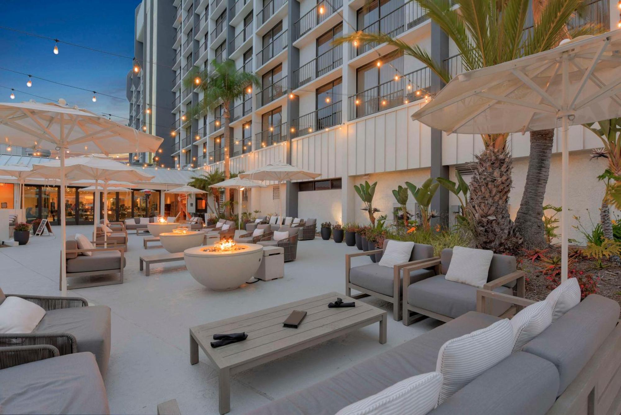 Hilton Irvine/Orange County Airport Hotell Eksteriør bilde